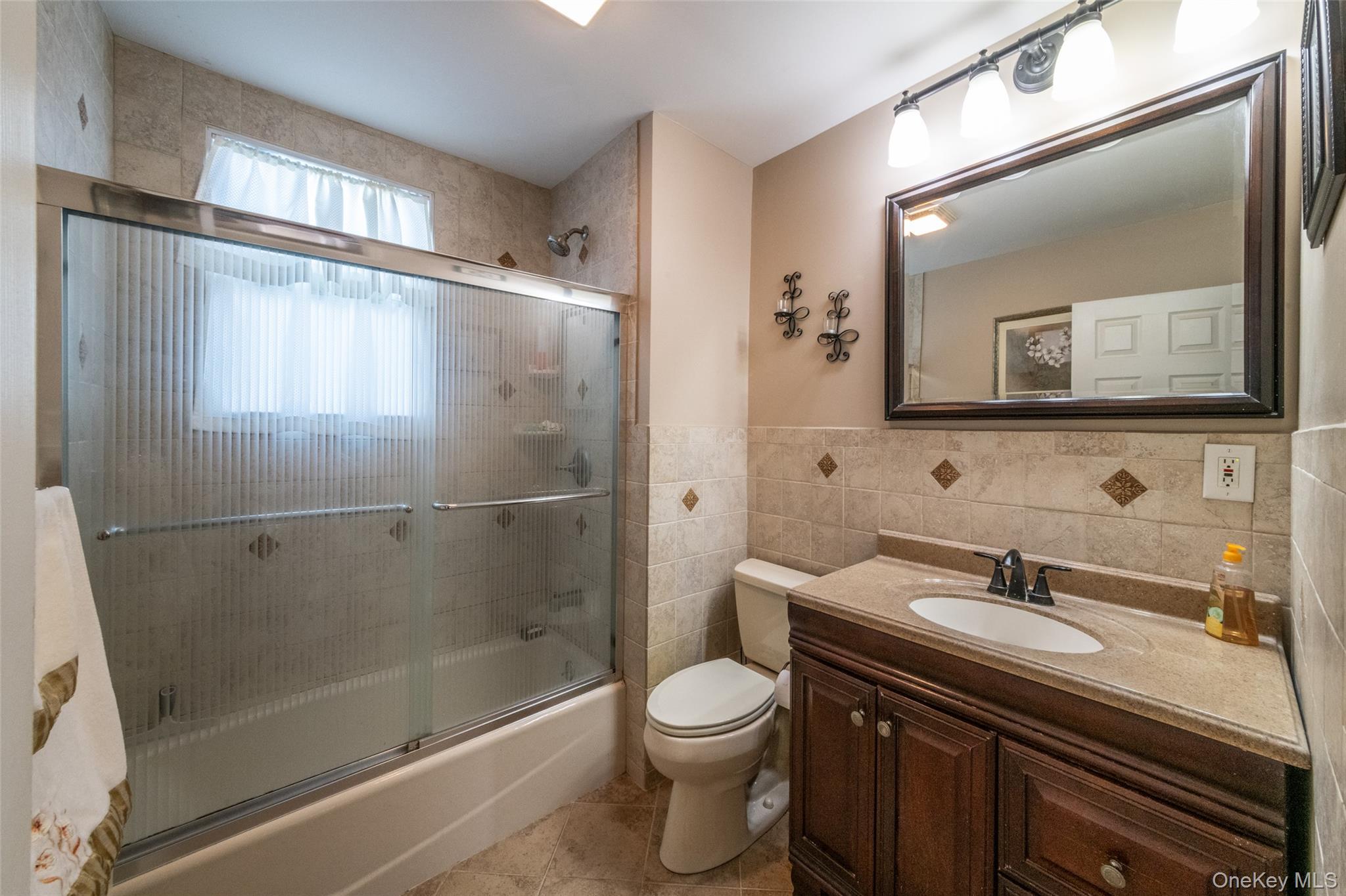 Single Family Winters  Bronx, NY 10464, MLS-957490-15