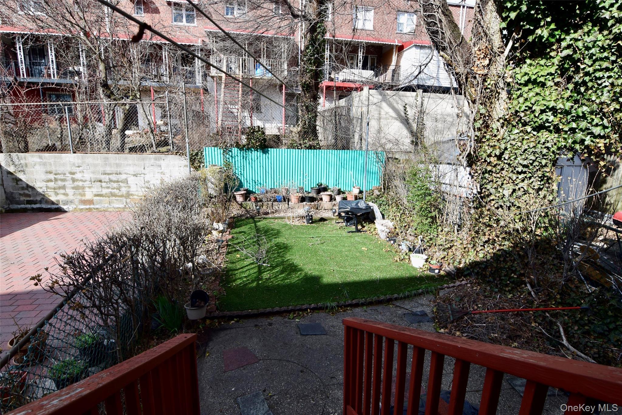 Single Family Gunther  Bronx, NY 10469, MLS-957498-11