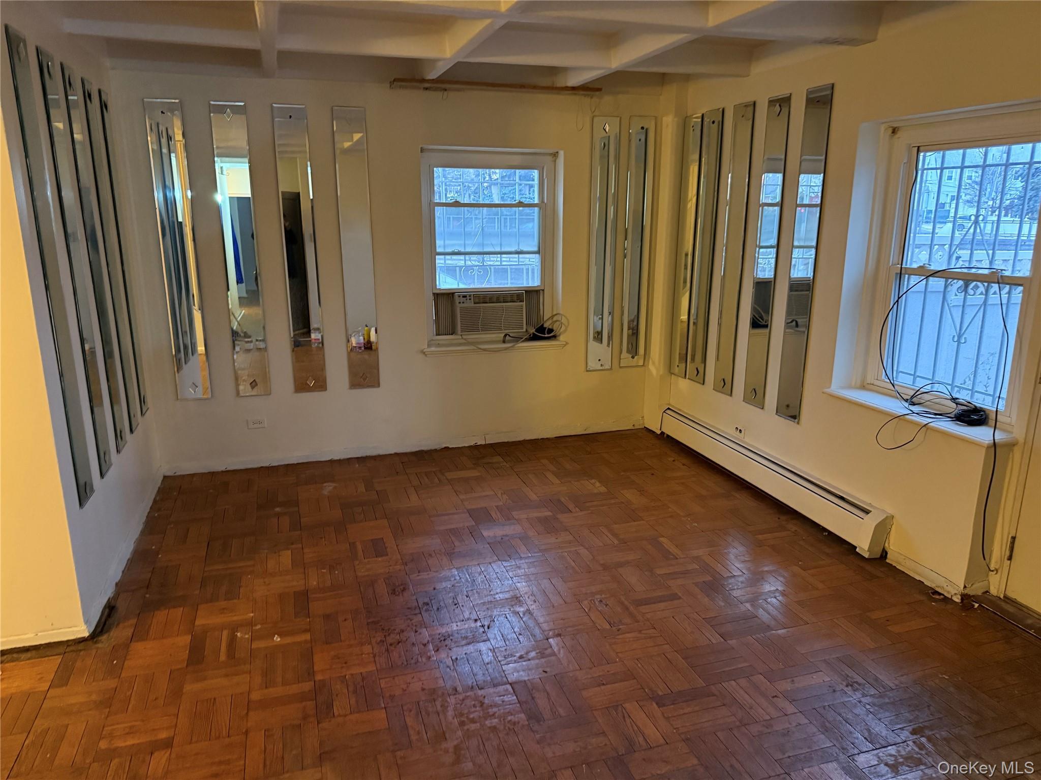 Coop Grand Central  Queens, NY 11432, MLS-957506-6