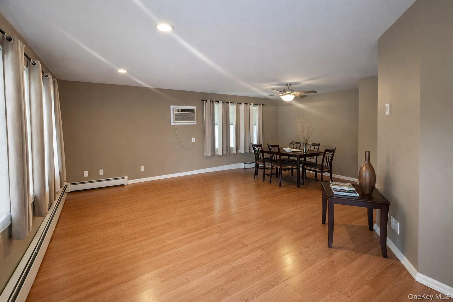 Single Family Brushwood  Suffolk County, NY 11967, MLS-957531-2