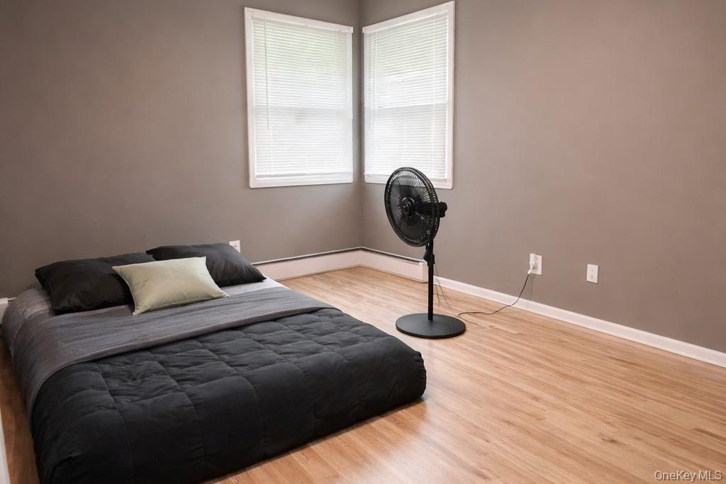 Single Family Brushwood  Suffolk County, NY 11967, MLS-957531-7