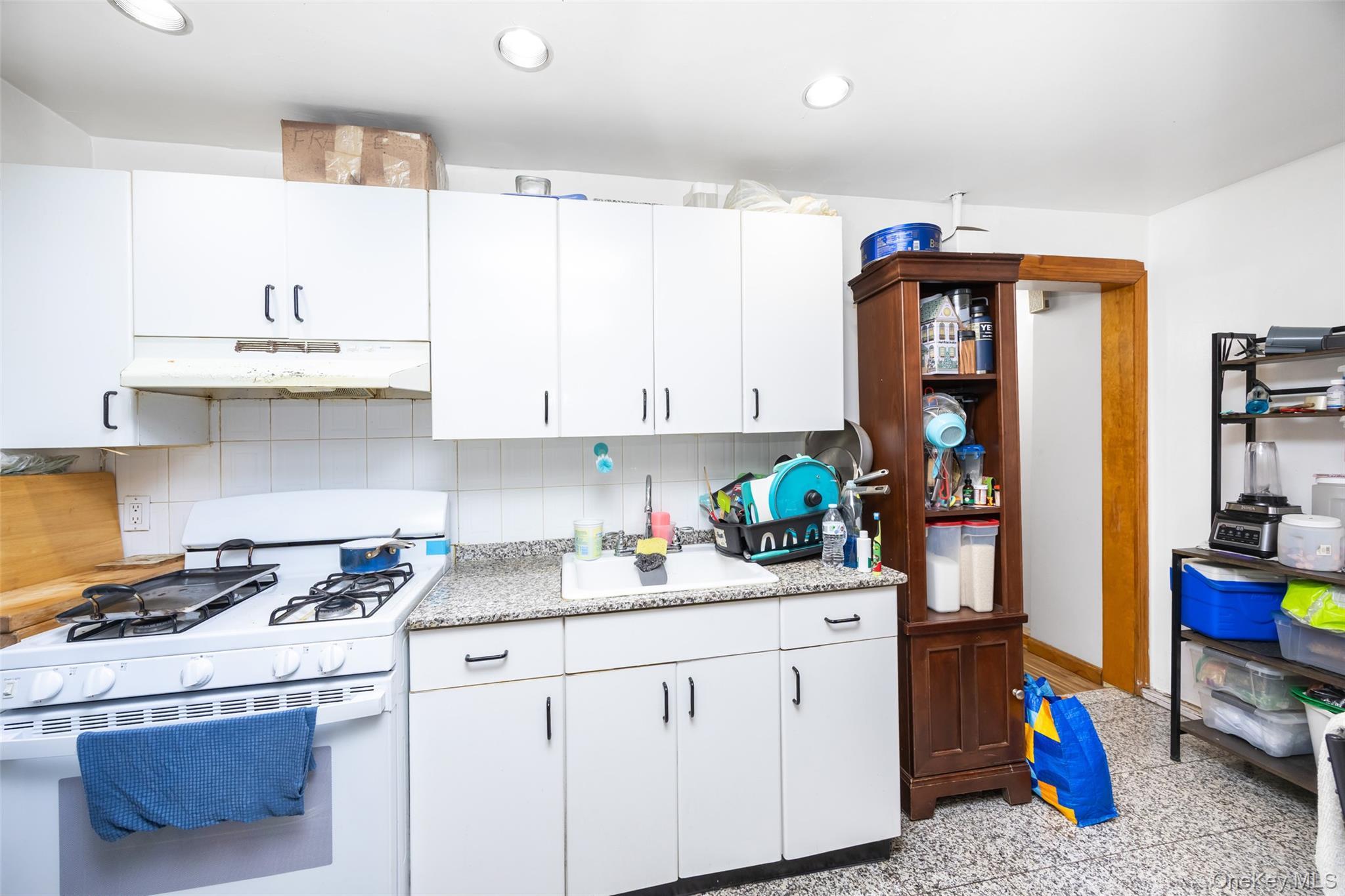 Single Family Perry Queens, NY 11378, MLS-957533-13