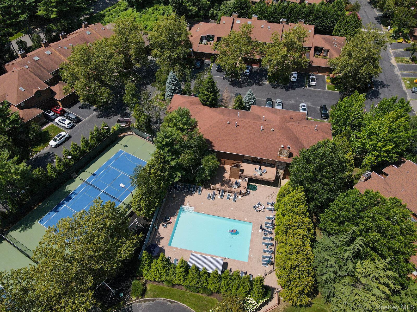 Condo Hunt  Nassau County, NY 11753, MLS-957543-38