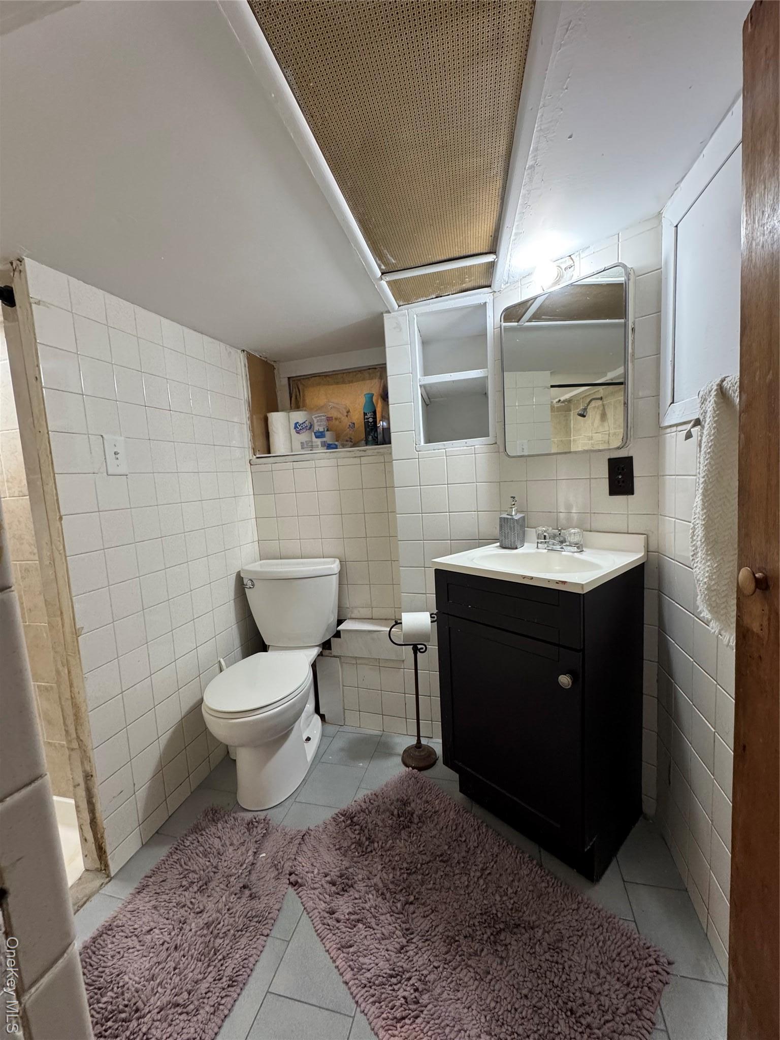 Single Family 240th Bronx, NY 10470, MLS-957551-40