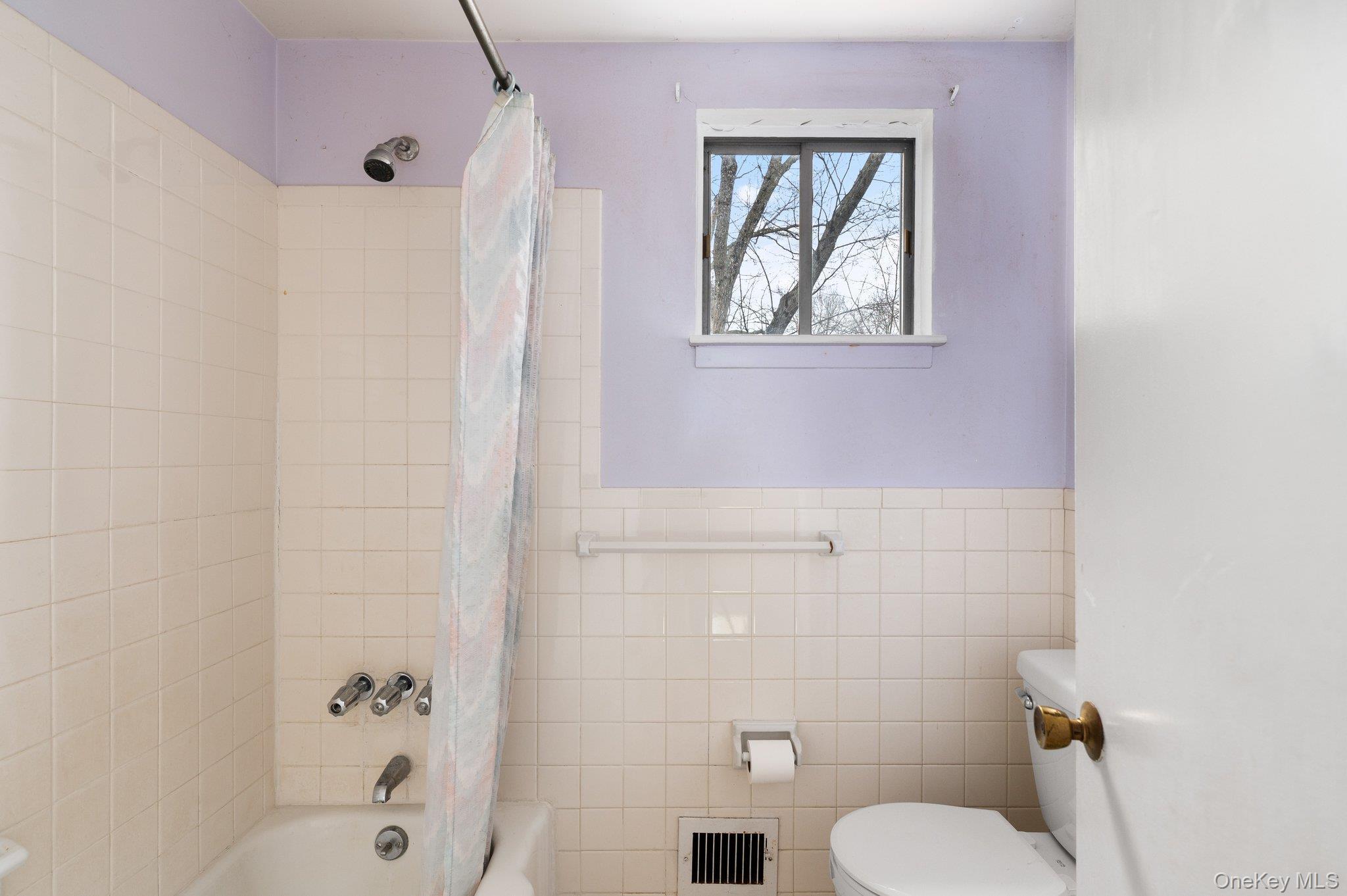 Single Family Beverly Road  Westchester County, NY 10549, MLS-957556-20