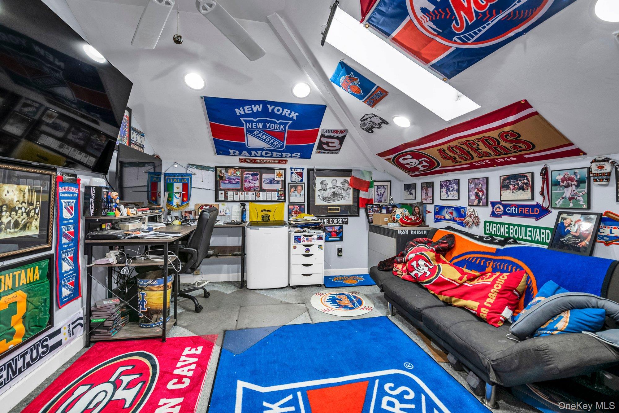 Single Family Hering  Bronx, NY 10461, MLS-957559-12