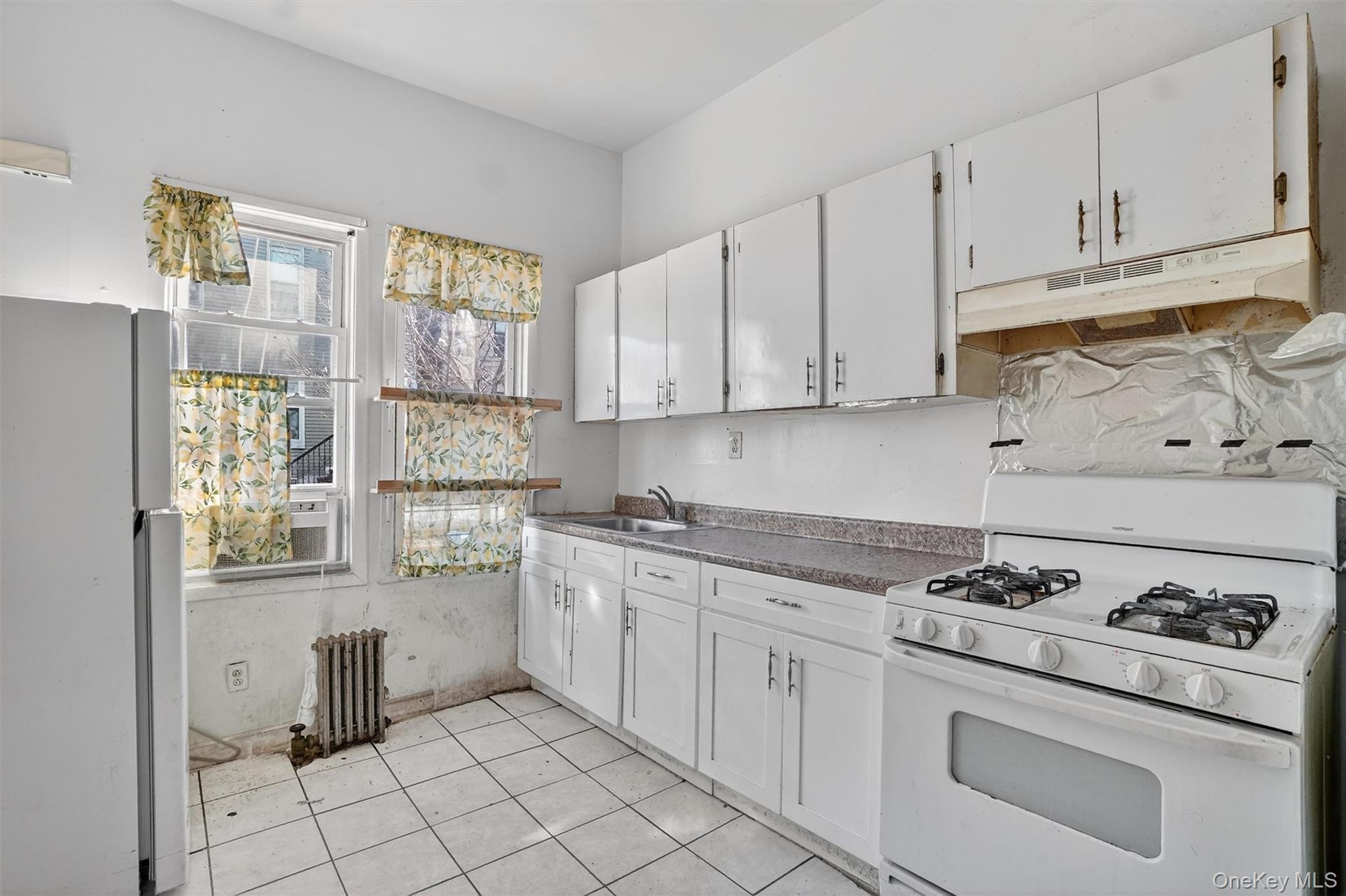 Single Family Norman Queens, NY 11385, MLS-957576-19