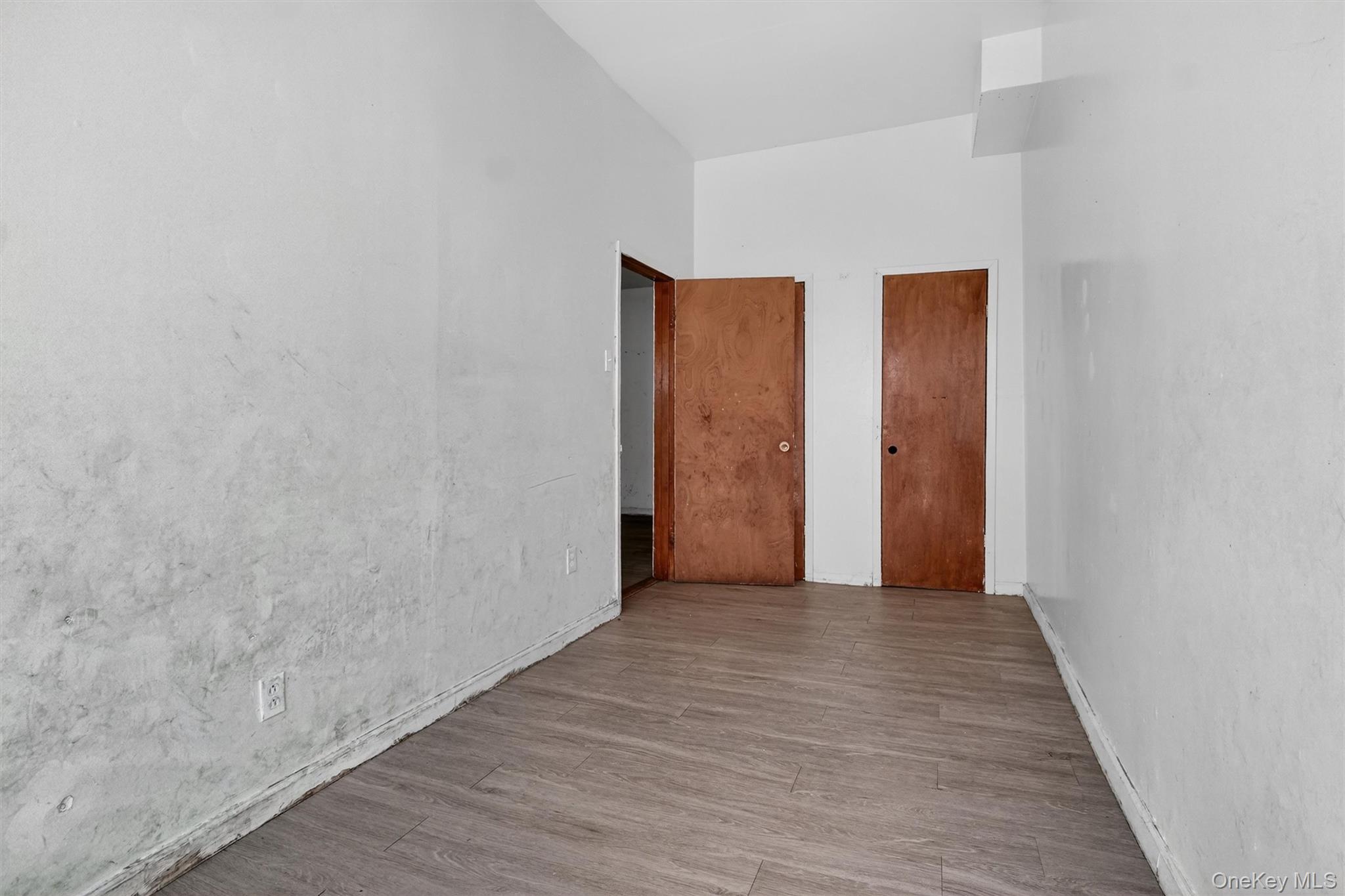 Single Family Norman Queens, NY 11385, MLS-957576-23