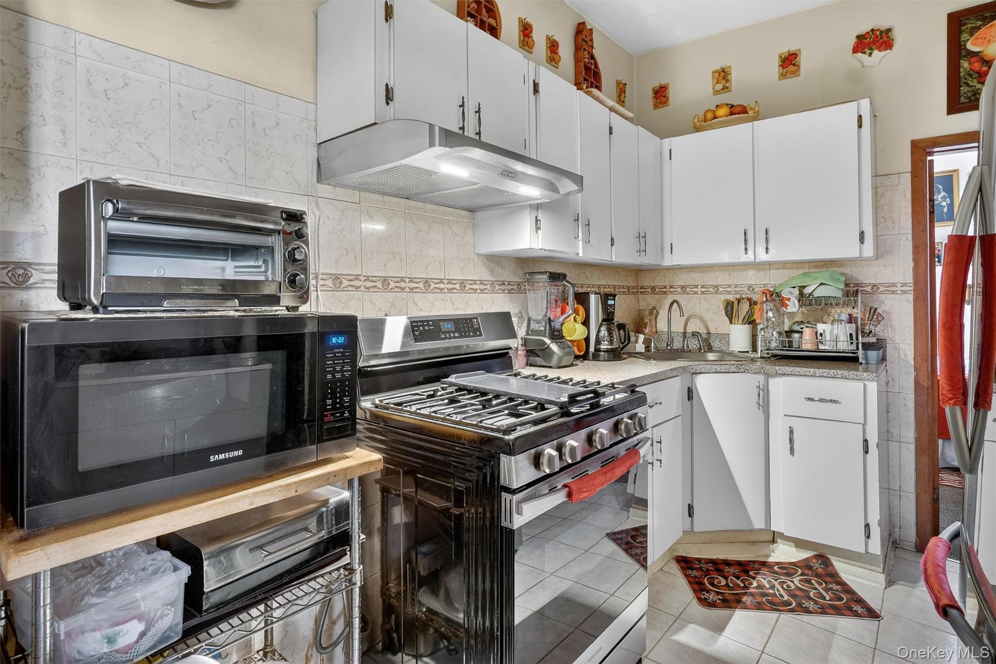 Single Family Norman Queens, NY 11385, MLS-957576-28