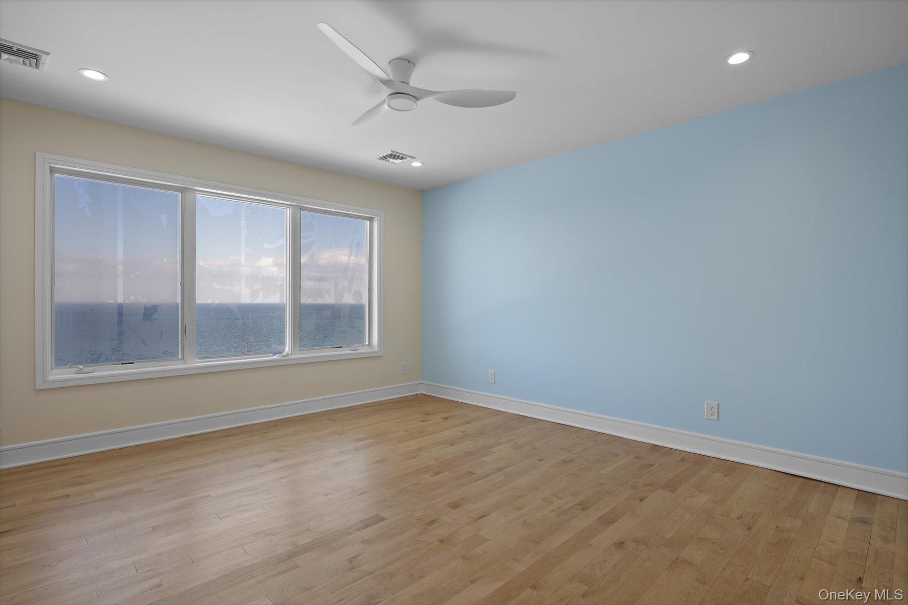 Single Family Waterview Drive Suffolk County, NY 11789, MLS-957587-24