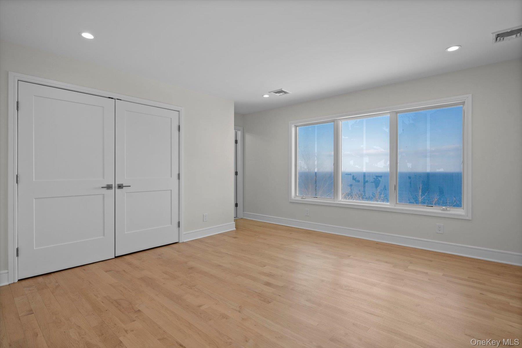 Single Family Waterview Drive Suffolk County, NY 11789, MLS-957587-25