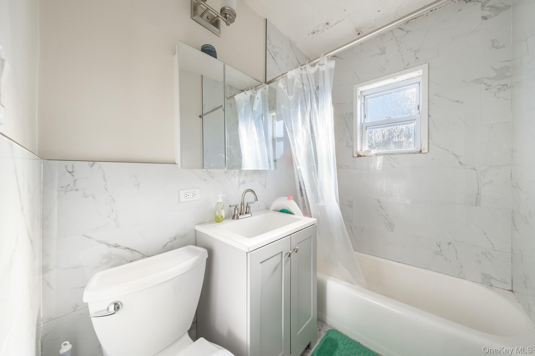 Single Family Curtis  Queens, NY 11369, MLS-957592-15