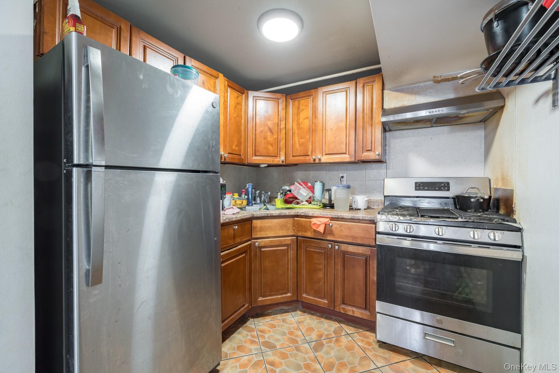 Single Family Curtis  Queens, NY 11369, MLS-957592-22