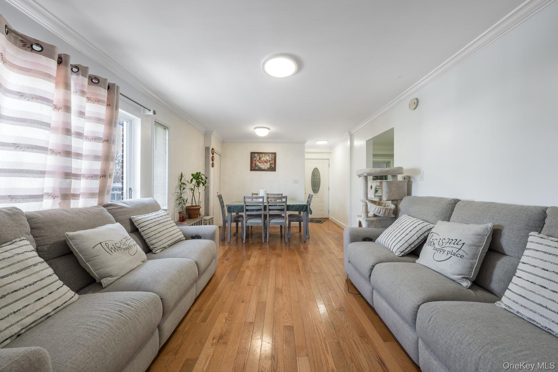 Single Family Curtis  Queens, NY 11369, MLS-957592-31