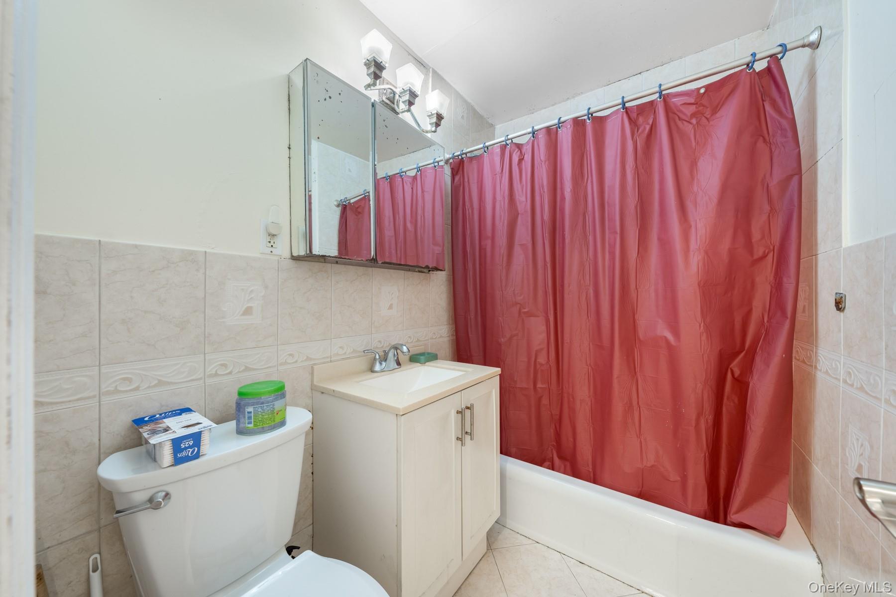 Single Family Curtis  Queens, NY 11369, MLS-957592-36