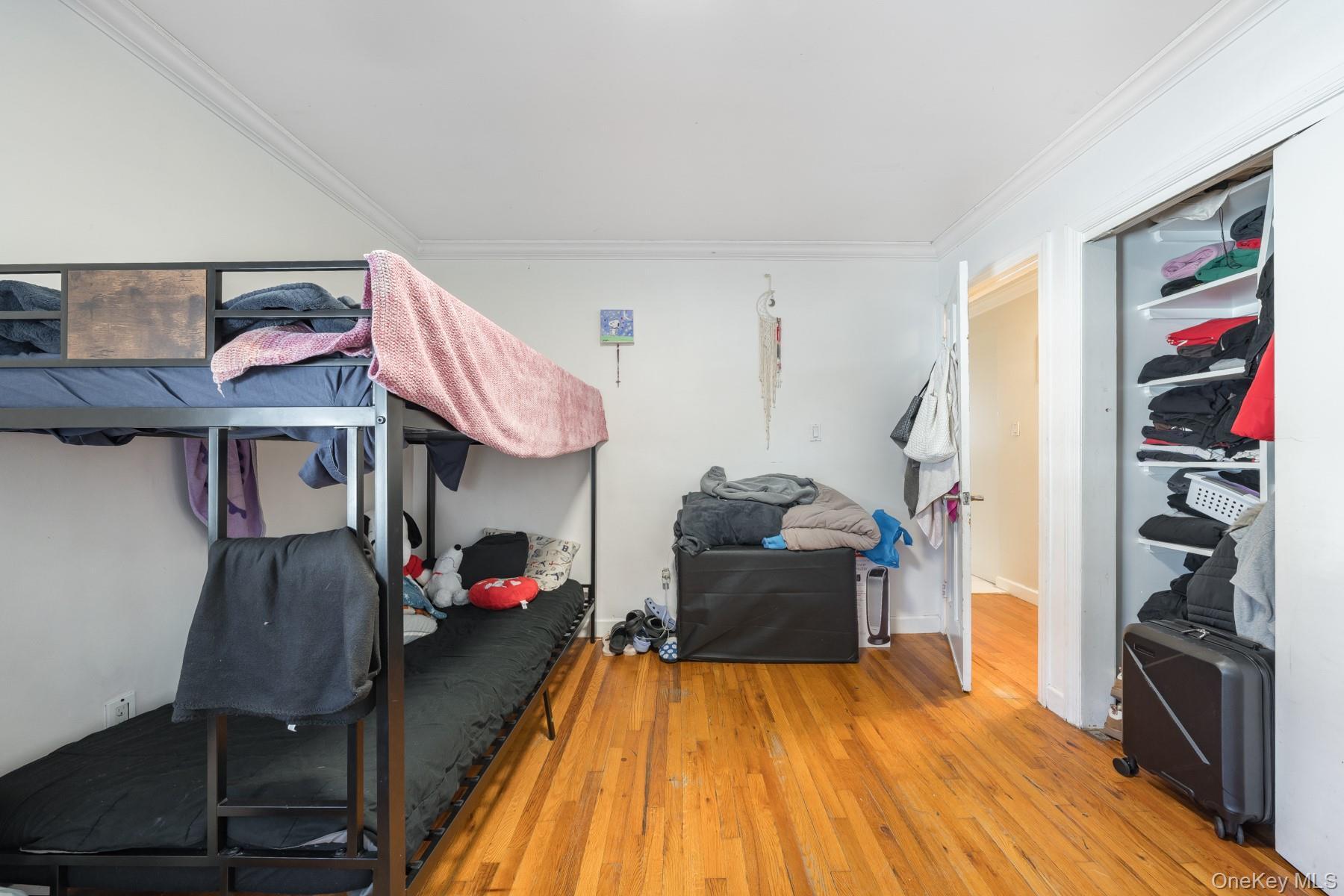 Single Family Curtis  Queens, NY 11369, MLS-957592-38