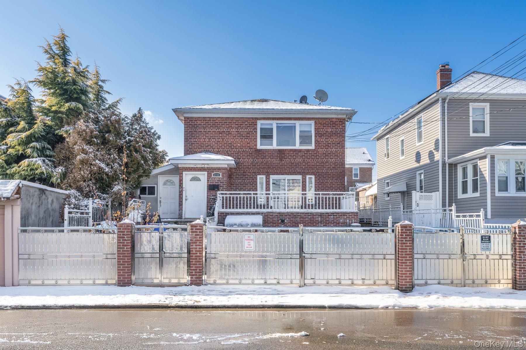 Single Family Curtis  Queens, NY 11369, MLS-957592-4