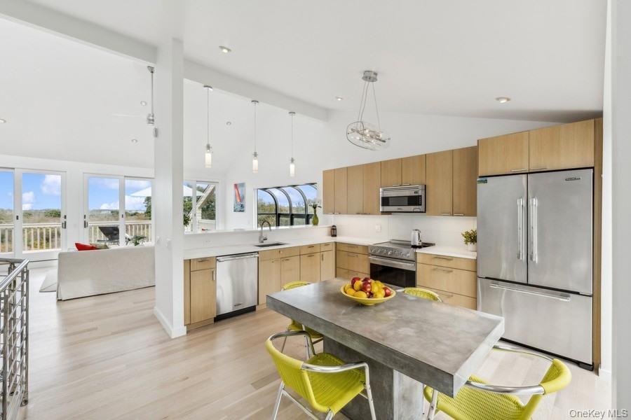 Condo Fulton  Suffolk County, NY 11954, MLS-957599-14