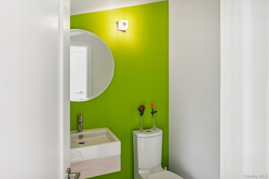 Condo Fulton  Suffolk County, NY 11954, MLS-957599-24