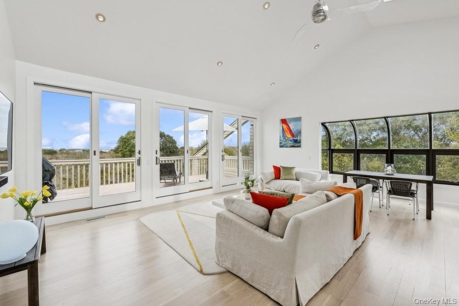 Condo Fulton  Suffolk County, NY 11954, MLS-957599-8