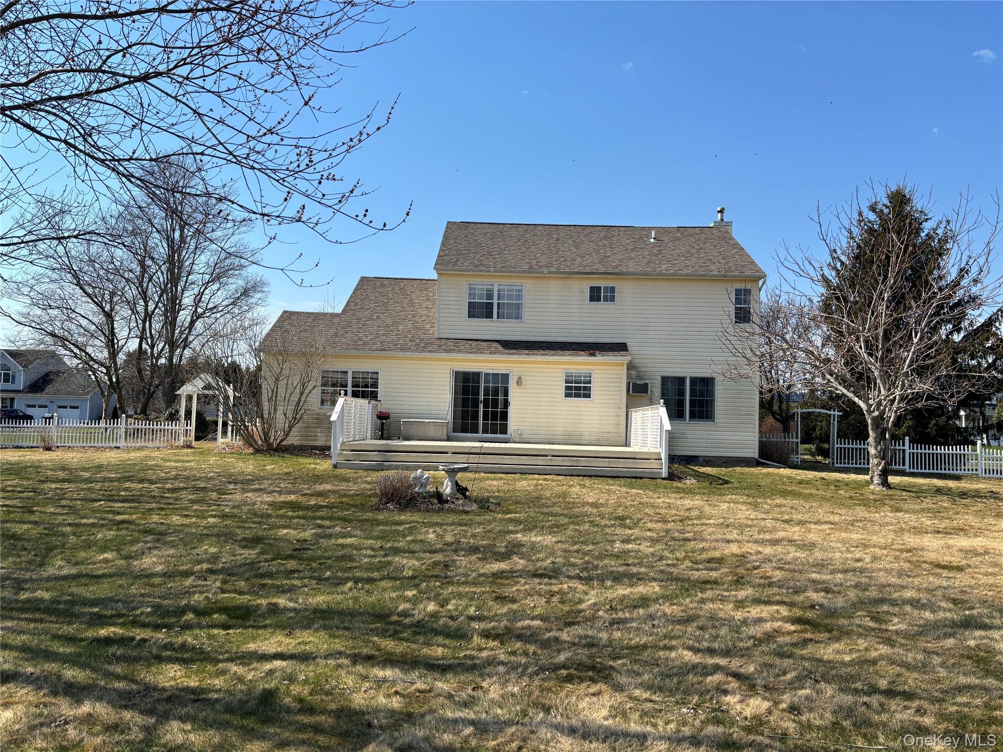 Single Family Northgate  Suffolk County, NY 11933, MLS-957636-22