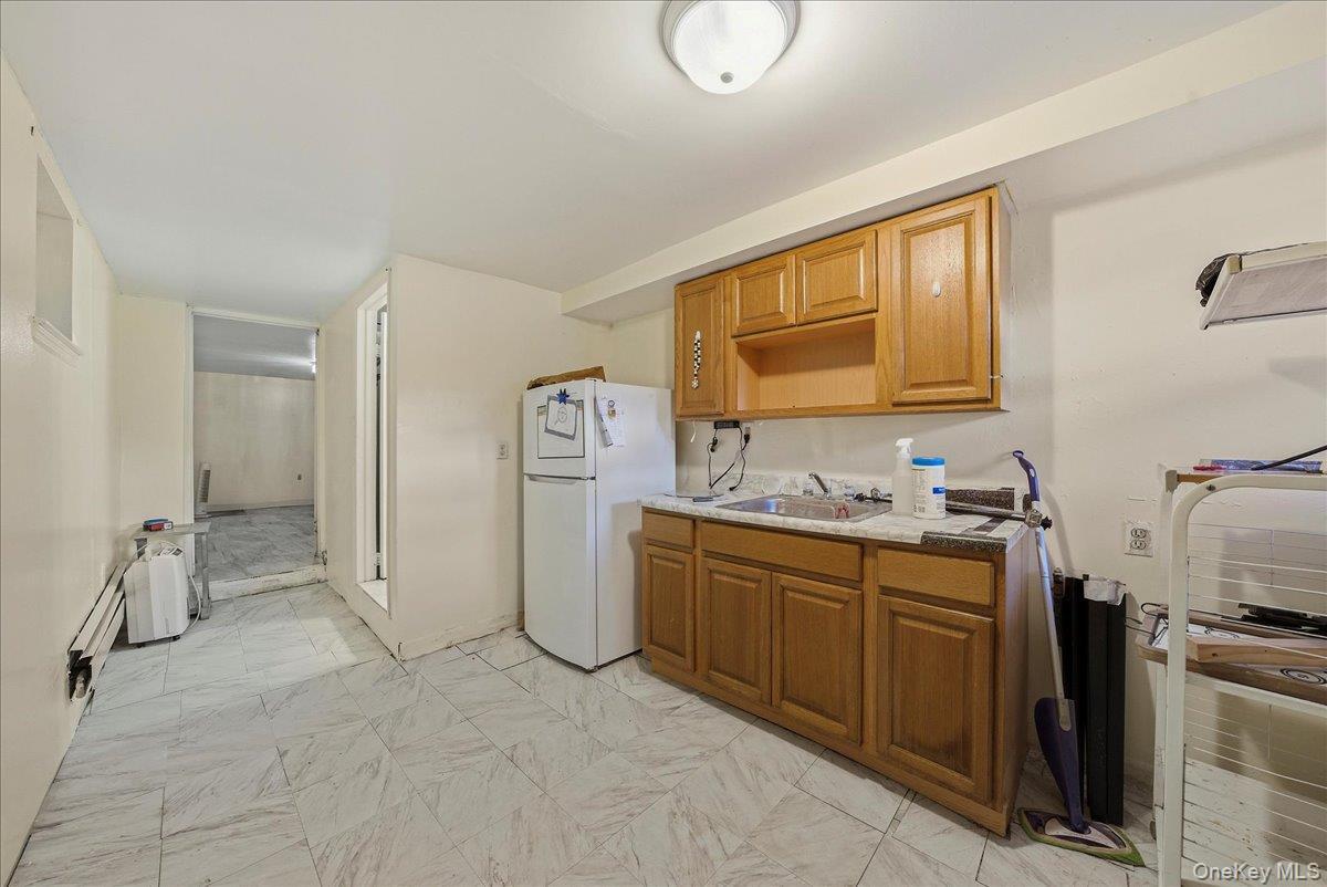 Single Family Bouck  Bronx, NY 10469, MLS-957665-17