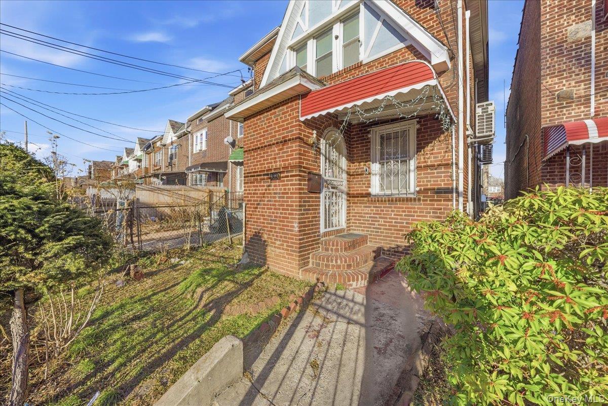 Single Family Bouck  Bronx, NY 10469, MLS-957665-30