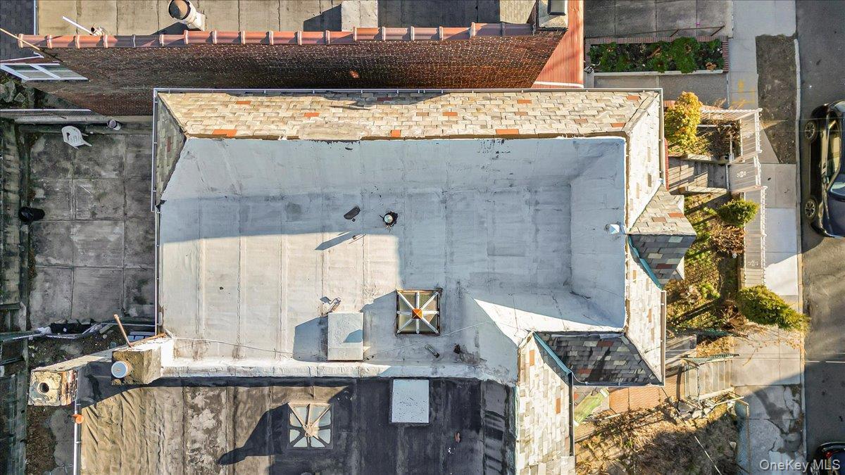 Single Family Bouck  Bronx, NY 10469, MLS-957665-38