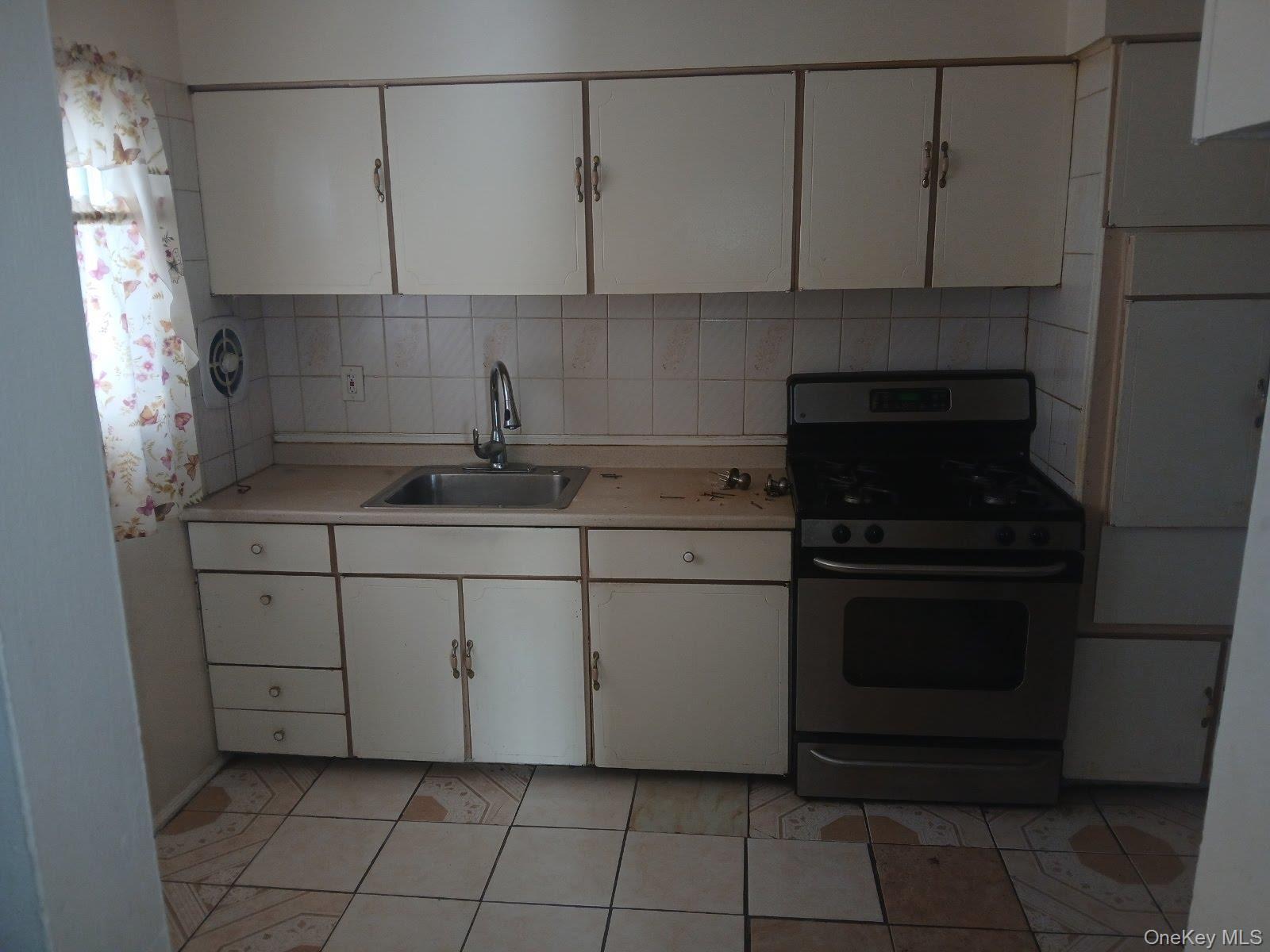 Single Family 149th  Queens, NY 11422, MLS-957696-5