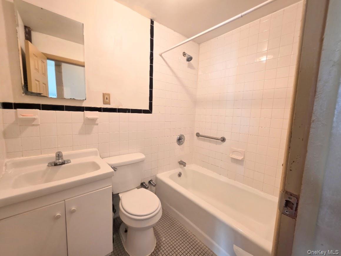 Coop Bergen Street N Brooklyn, NY 11201, MLS-957725-10