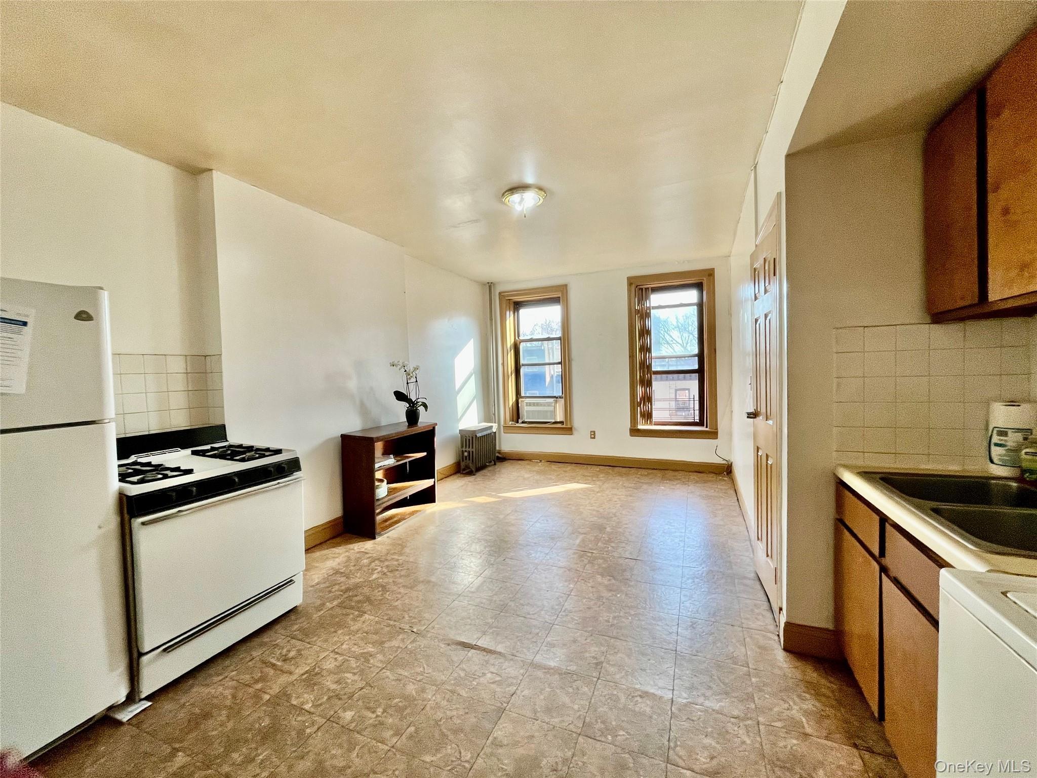 Coop Bergen Street N Brooklyn, NY 11201, MLS-957725-13