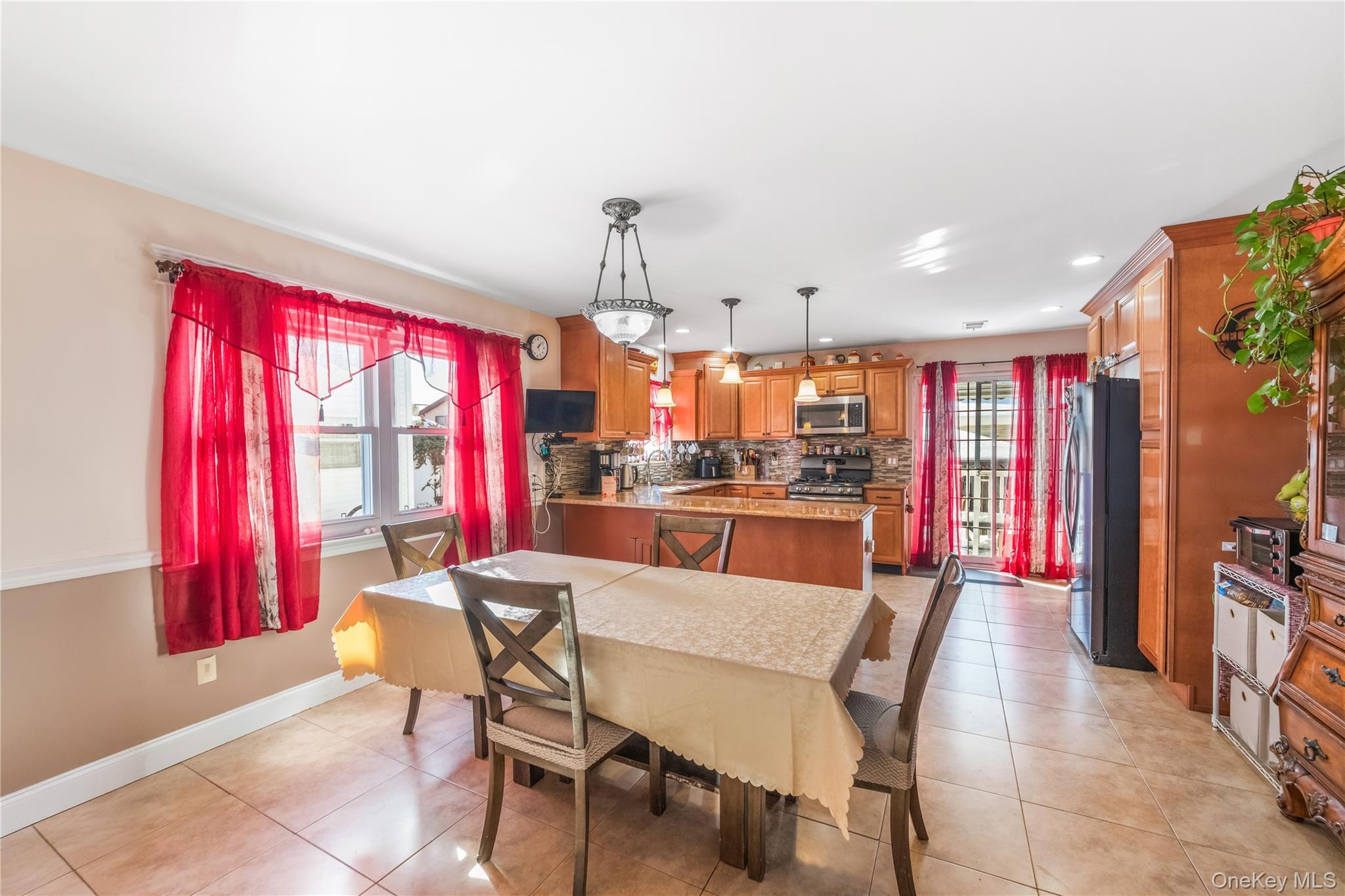 Single Family Yetman  Staten Island, NY 10307, MLS-957734-3