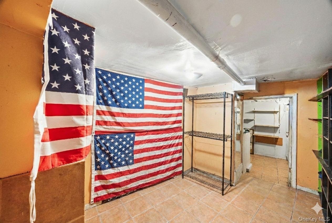 Single Family Shakespeare  Bronx, NY 10452, MLS-957755-17