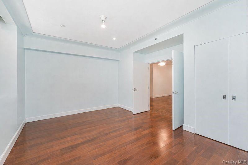 Condo Wall  Manhattan, NY 10005, MLS-957764-11