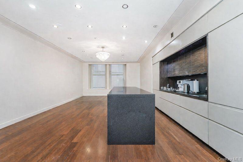 Condo Wall  Manhattan, NY 10005, MLS-957764-5