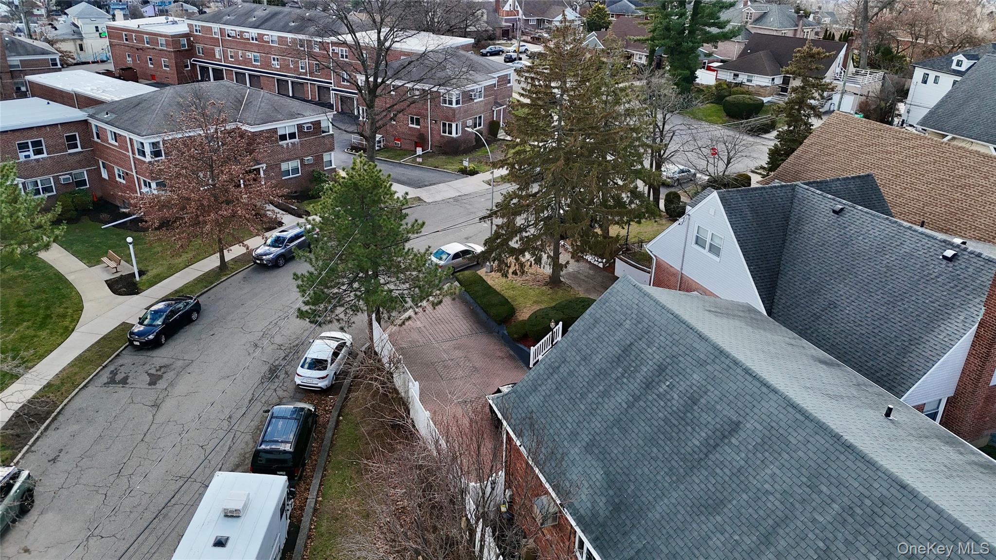 Single Family Pompeii  Queens, NY 11423, MLS-957831-37