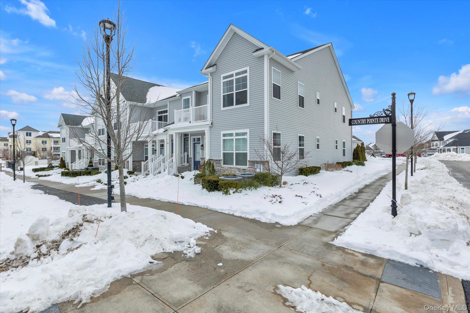 Condo Silver Timber  Suffolk County, NY 11980, MLS-957878-18
