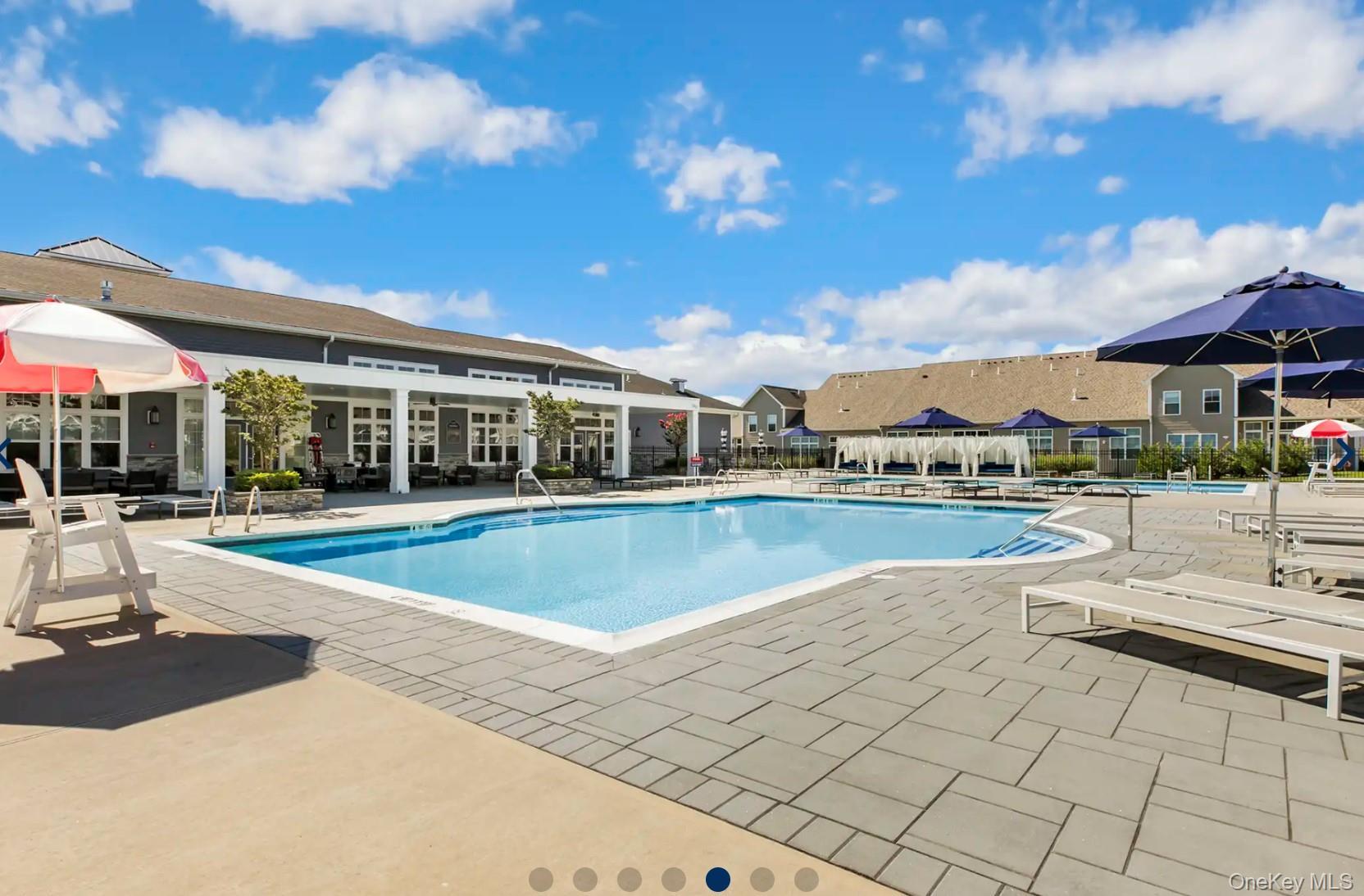 Condo Silver Timber  Suffolk County, NY 11980, MLS-957878-25