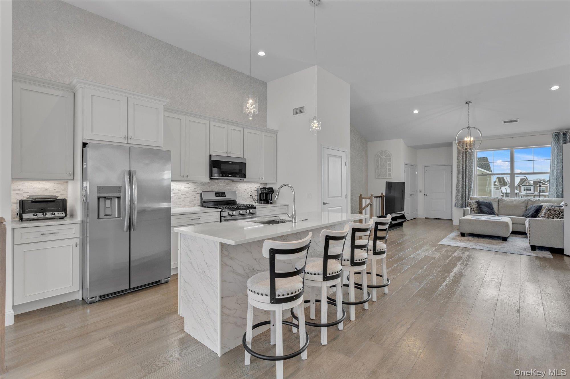 Condo Silver Timber  Suffolk County, NY 11980, MLS-957878-3