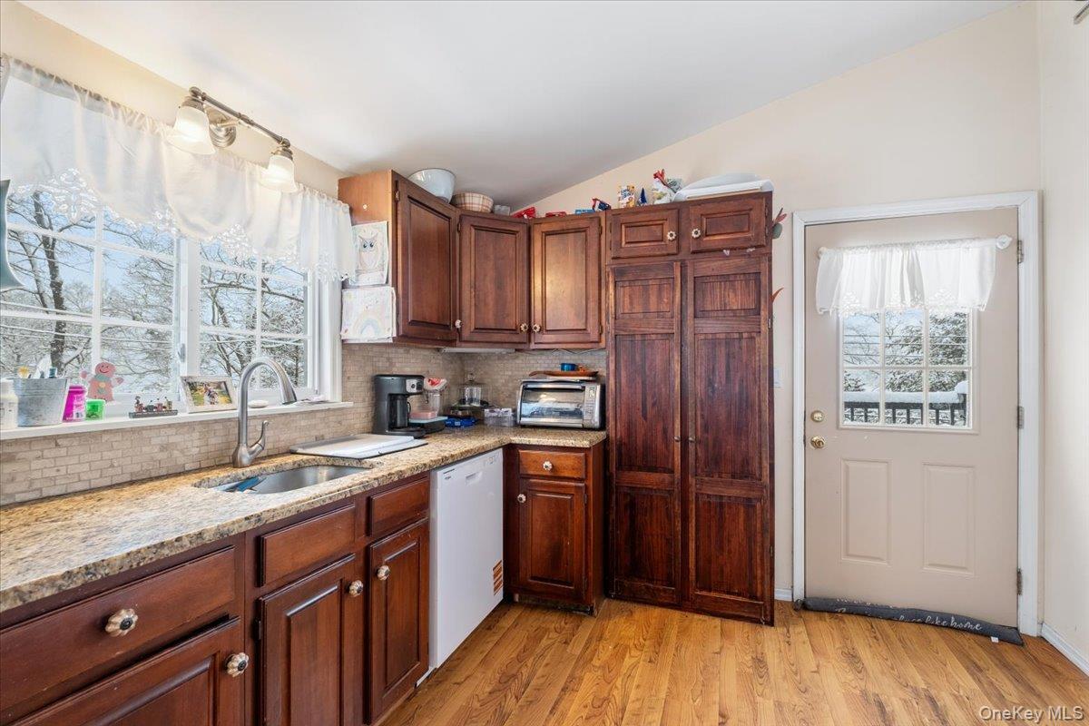 Single Family Beachway  Dutchess County, NY 12531, MLS-957927-5