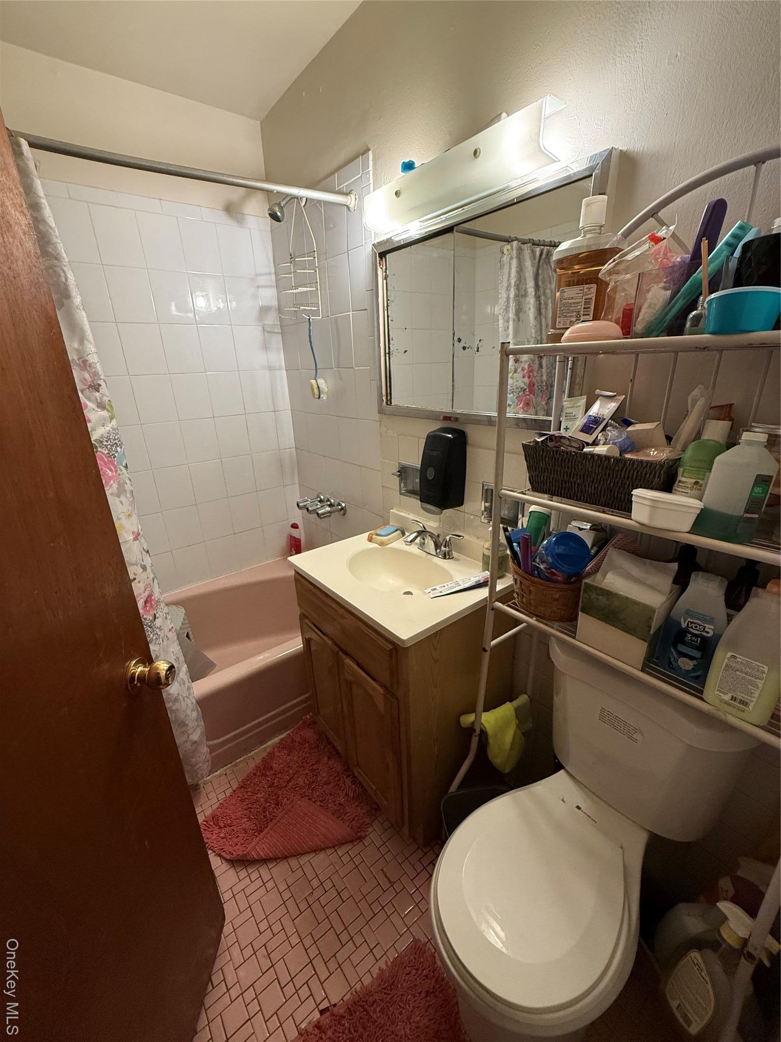 Single Family De Reimer  Bronx, NY 10466, MLS-957939-10