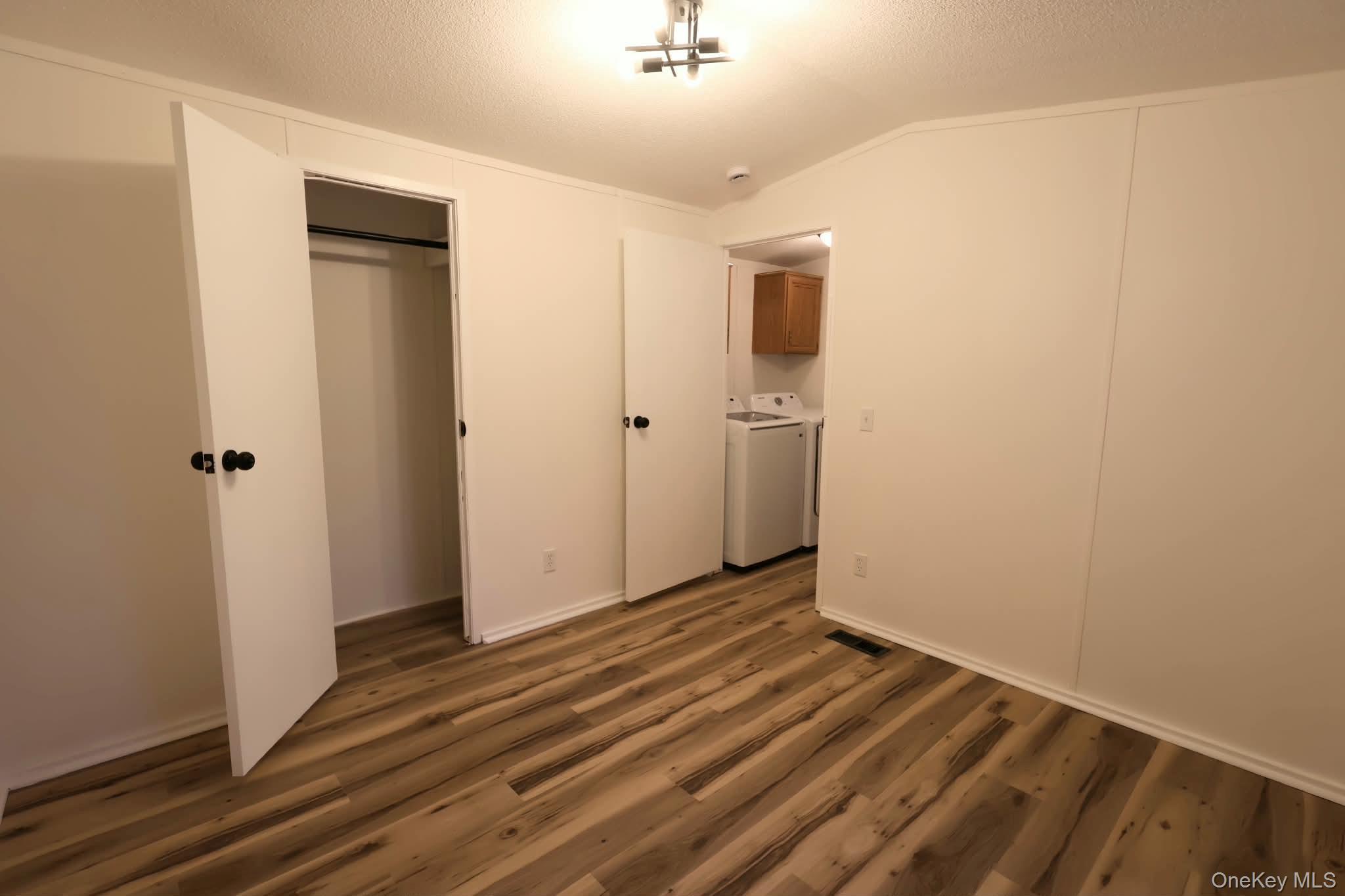 Single Family Oak St  Sullivan County, NY 12790, MLS-957957-4