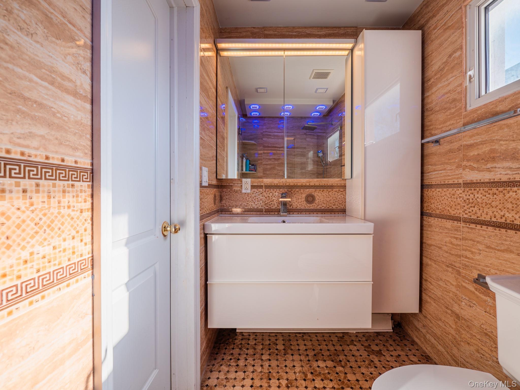 Single Family Ditmas  Brooklyn, NY 11218, MLS-957986-23