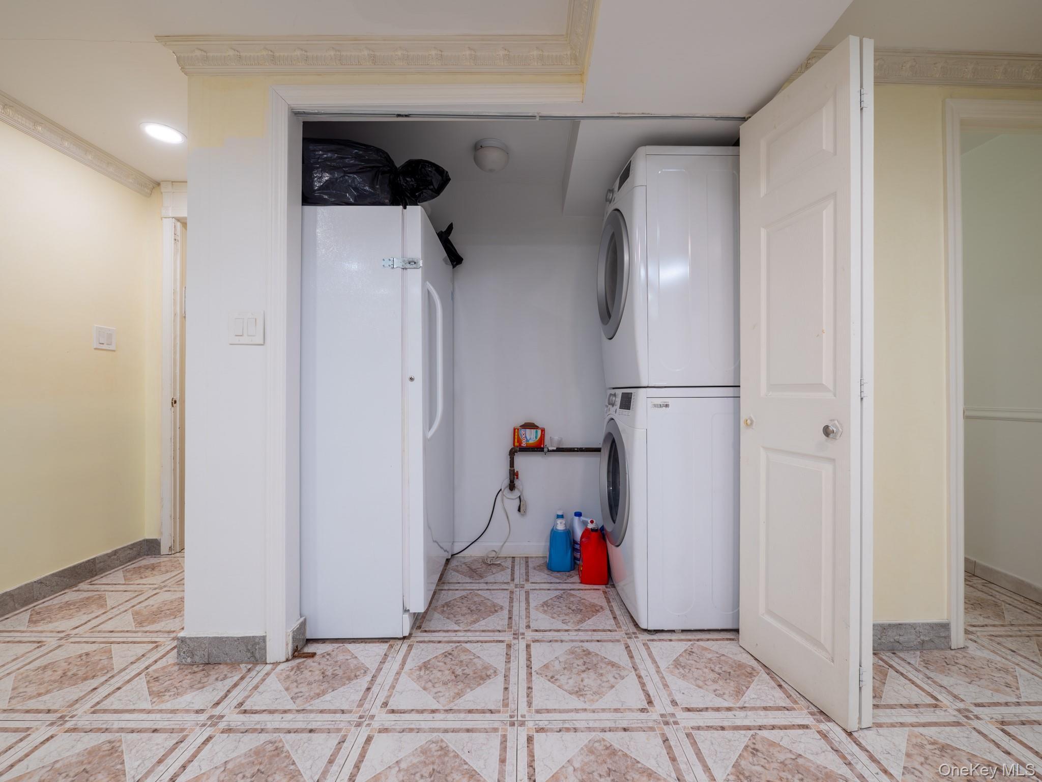 Single Family Ditmas  Brooklyn, NY 11218, MLS-957986-40