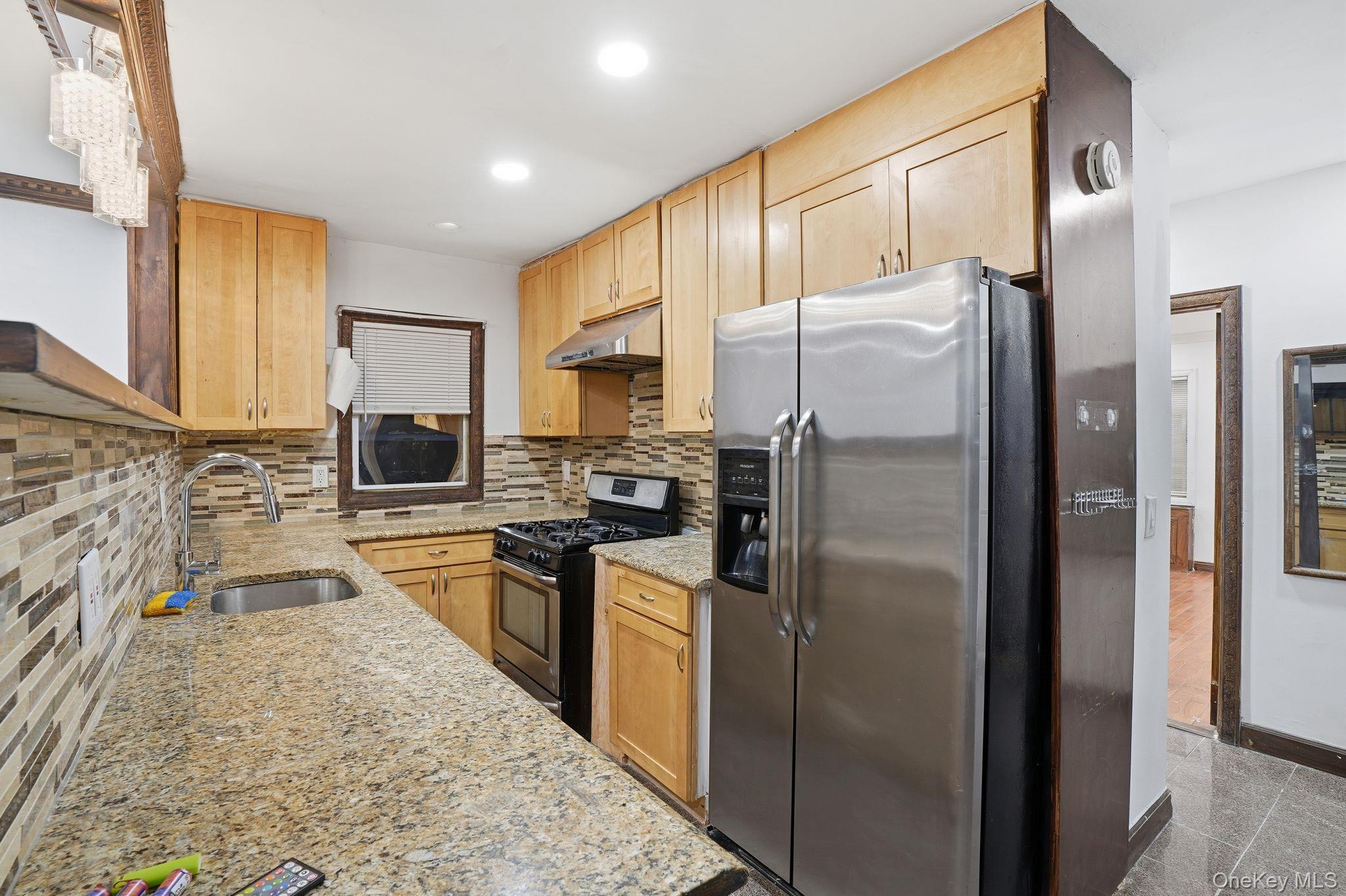 Single Family 251st Queens, NY 11426, MLS-958010-3