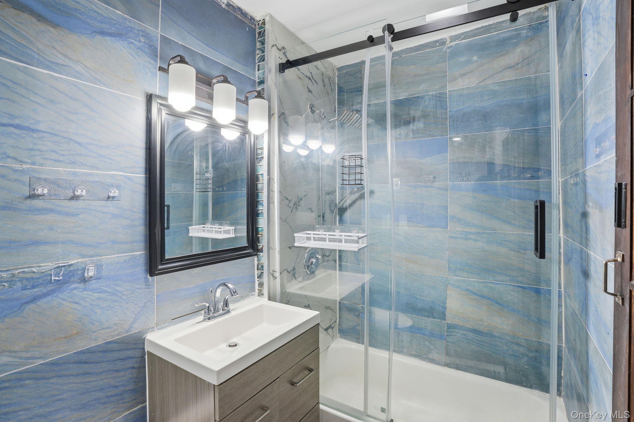 Single Family 251st Queens, NY 11426, MLS-958010-8