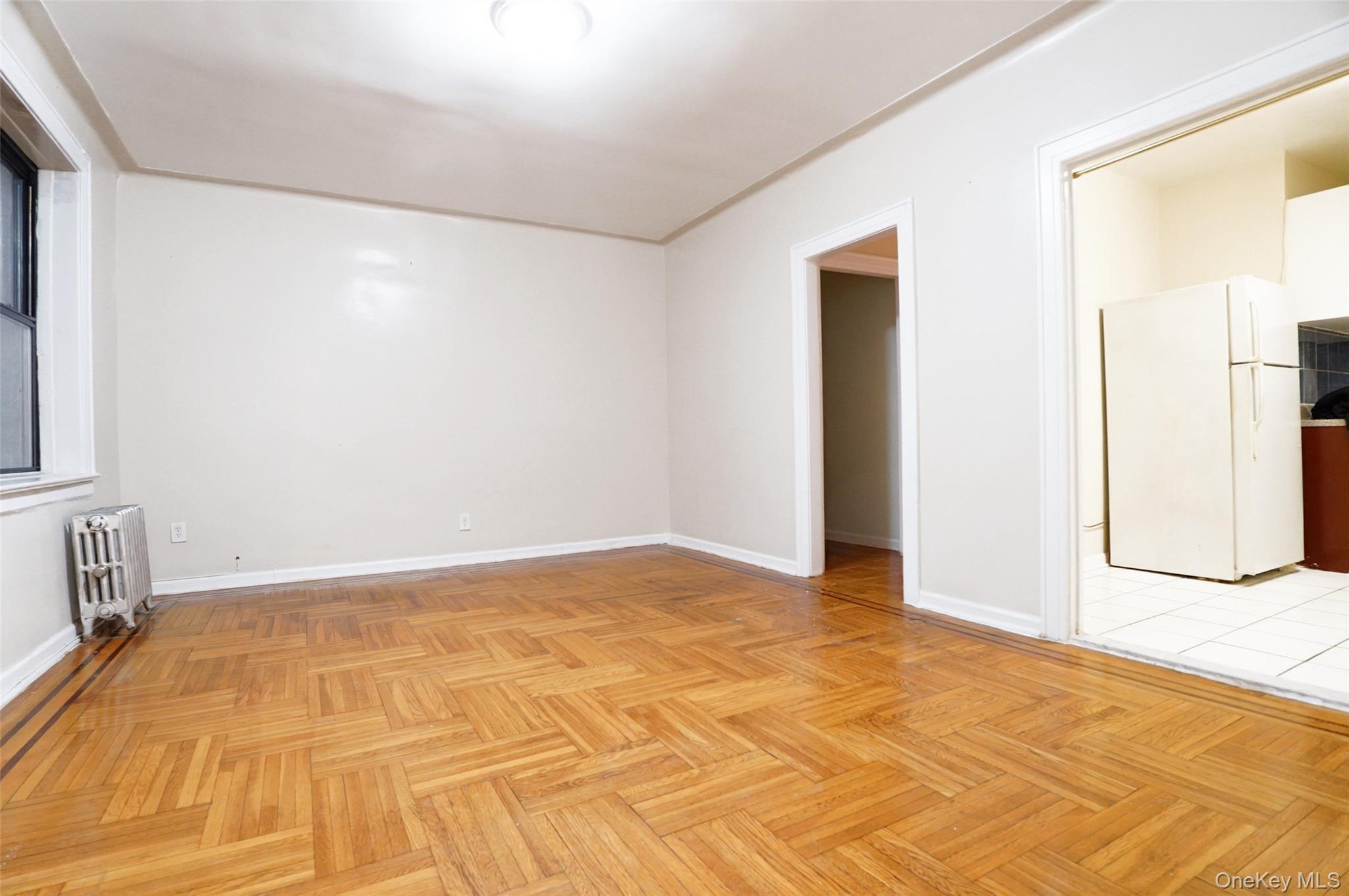 Coop Saunders  Queens, NY 11374, MLS-958047-4