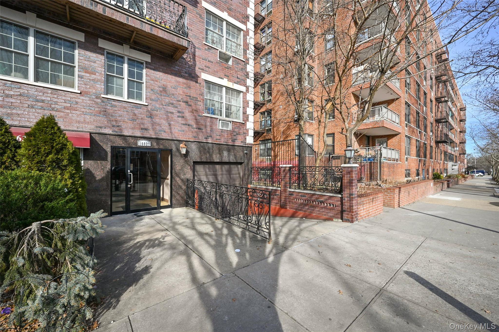 Condo 63rd  Queens, NY 11375, MLS-958082-17