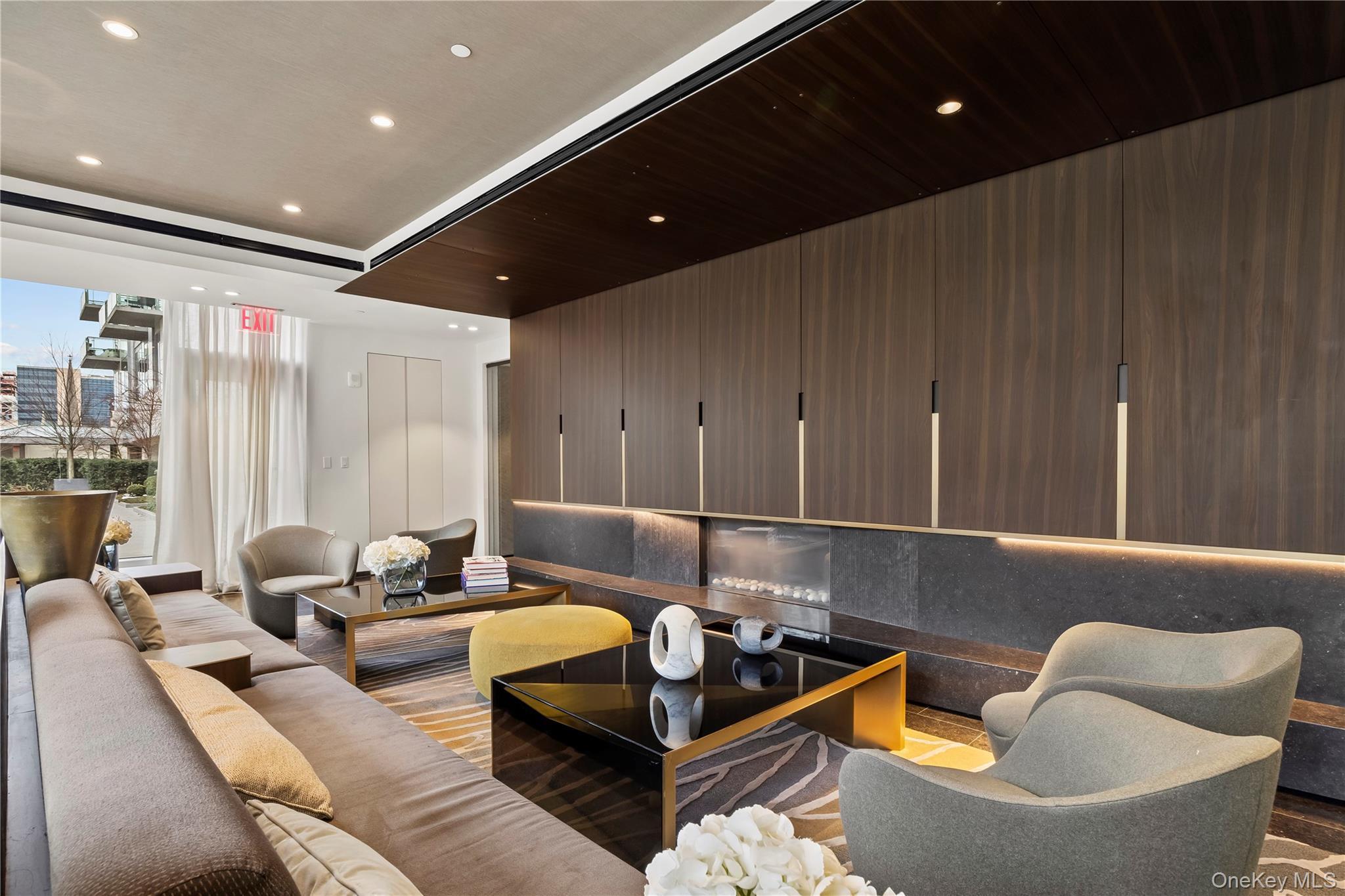 Condo 39th  Queens, NY 11354, MLS-958090-17