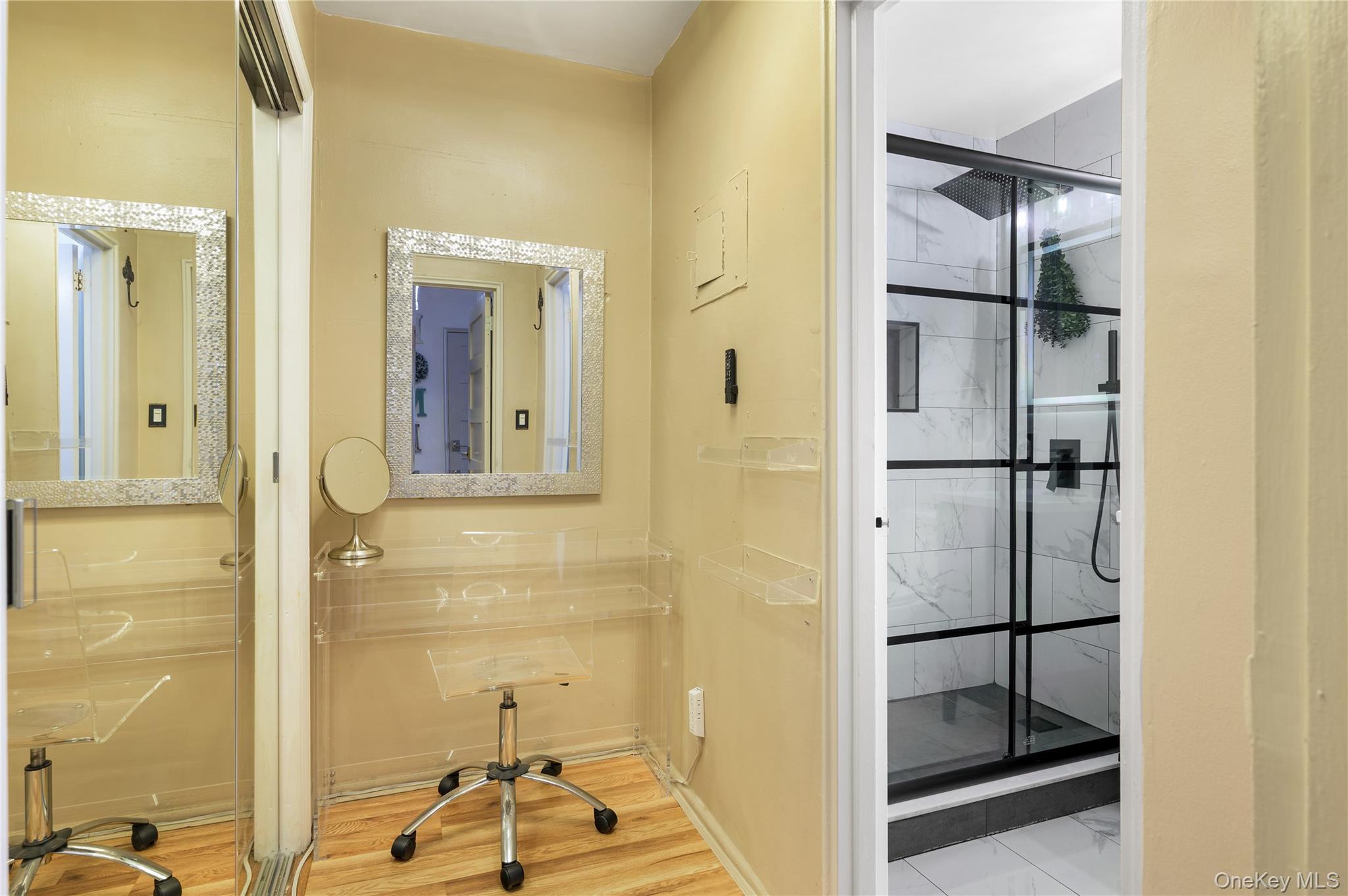 Coop Dehaven  Westchester County, NY 10703, MLS-958106-7